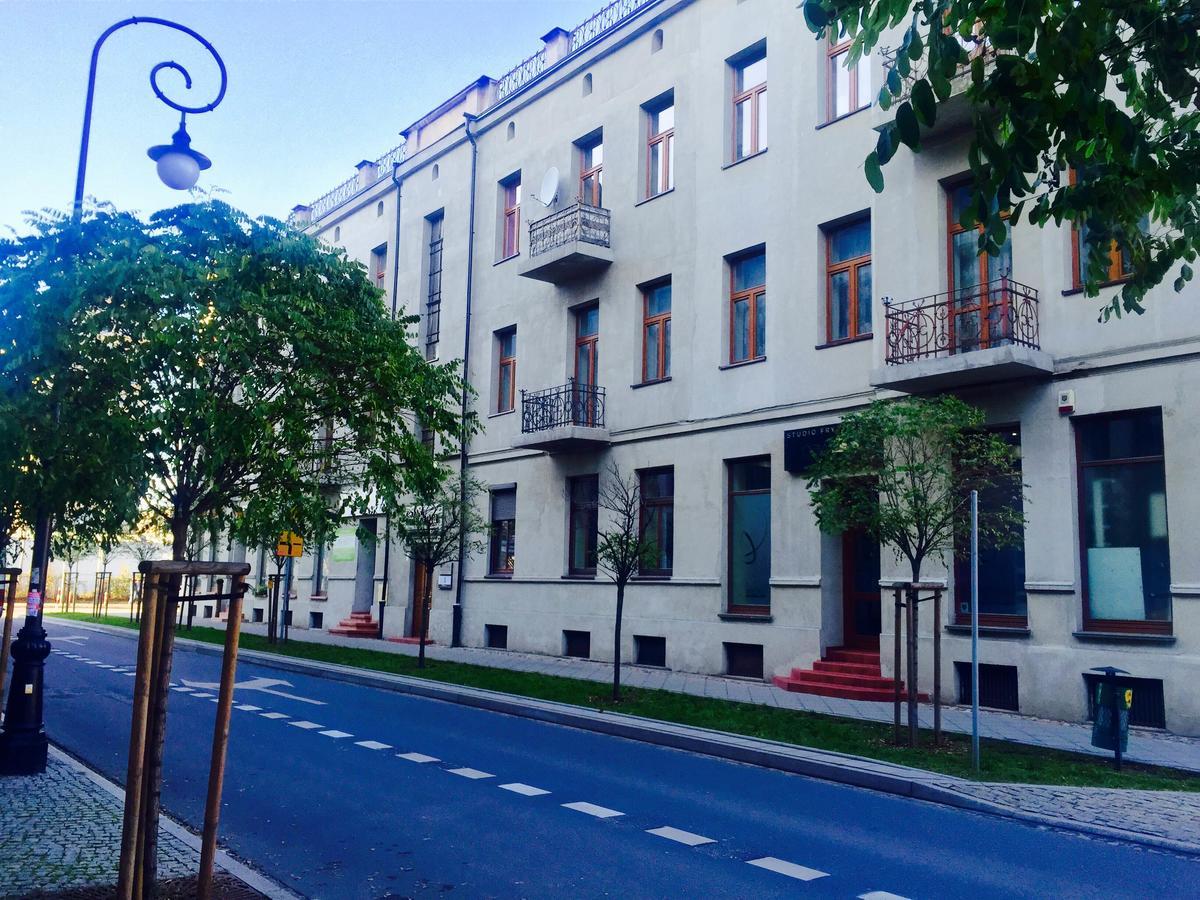 Stacja Centrum Čenstochová Exteriér fotografie
