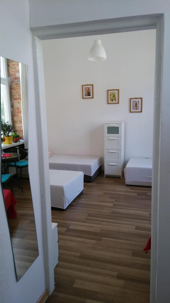 Stacja Centrum Čenstochová Exteriér fotografie